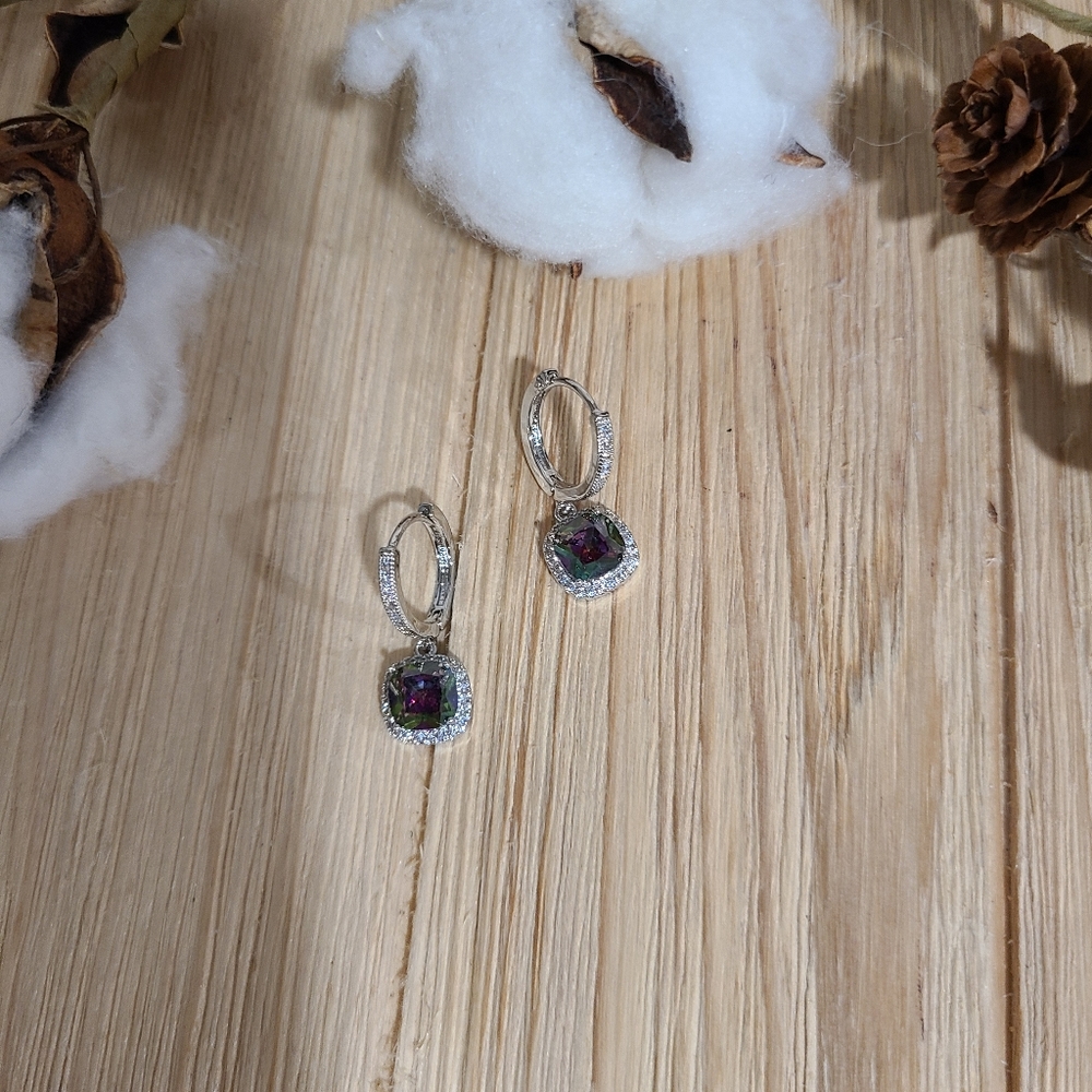 💜💜NEW💜💜EXQUISITE!! DANGLE  RAINBOW TOPAZ Earrings in SILVER Plating💜💜 - Picture 8 of 15